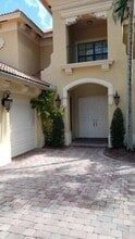 16210 Rosecroft Terrace in Delray Beach, FL - Building Photo - Building Photo