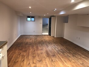 1235 Gerrard St E in Toronto, ON - Building Photo - Building Photo