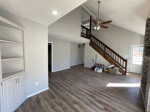 3413 E Avalon Dr in Springfield, MO - Building Photo - Building Photo