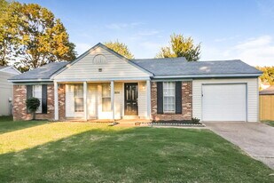 2656 Harlingen Dr in Memphis, TN - Building Photo