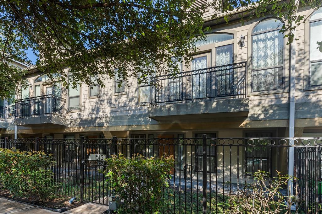 1515 Paige St in Houston, TX - Building Photo