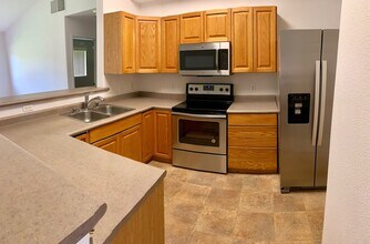 44 Kahana Ridge Dr in Lahaina, HI - Building Photo - Building Photo