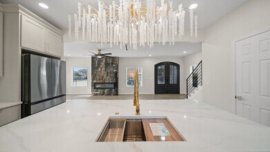 2119 Isabella St in Houston, TX - Foto de edificio - Building Photo