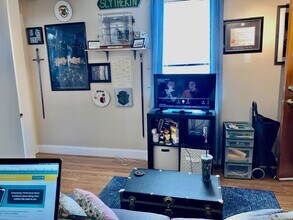 922 S 19th St, Unit #2F in Philadelphia, PA - Building Photo - Building Photo