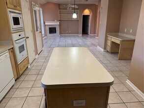 1131 Indy Cir in Irving, TX - Building Photo - Building Photo