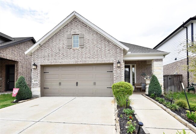 property at 10731 Bridgeport Path Ct