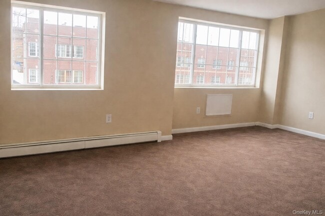 512 Milford St in Brooklyn, NY - Building Photo - Building Photo