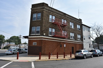 1152-1158 E Broad St in Elizabeth, NJ - Building Photo - Building Photo