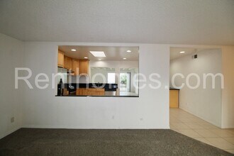 8616 Longwood St in San Diego, CA - Building Photo - Building Photo