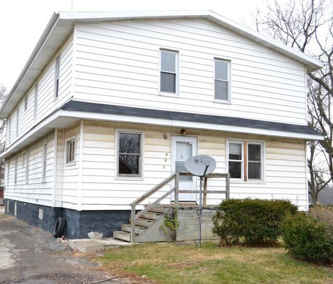 333 Hughes Ave Apartments and Nearby Lockport Apartments For Rent