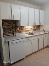 685 Wonderland Rd S in London, ON - Building Photo - Building Photo