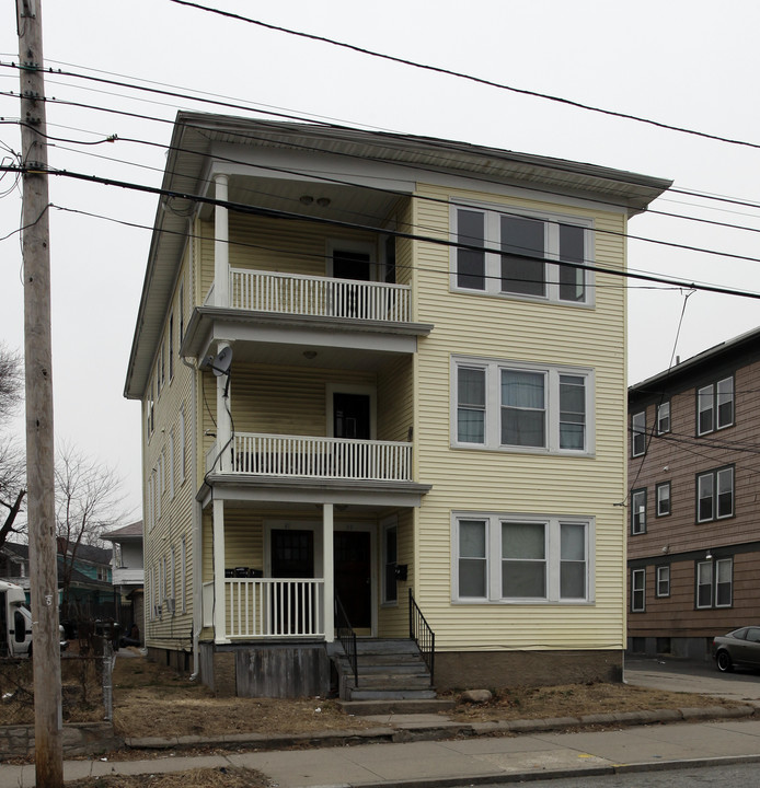 39 Union Ave in Providence, RI - Building Photo