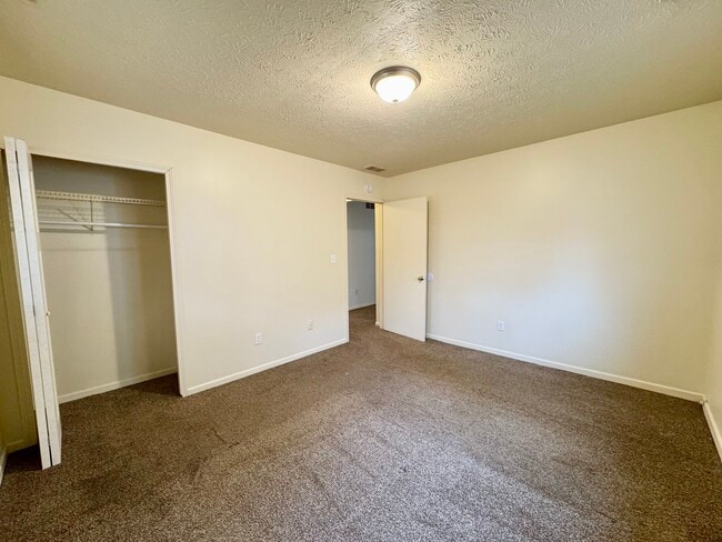 1062 Merton Ave in Akron, OH - Foto de edificio - Building Photo