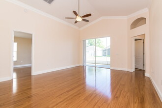 25442 7 Rivers Cir in Land O Lakes, FL - Building Photo - Building Photo