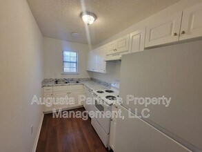 779 Stevens Creek Rd in Augusta, GA - Foto de edificio - Building Photo