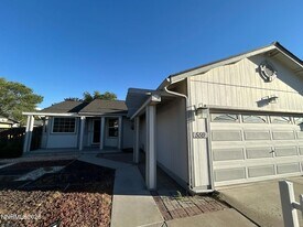 559 Nader Wy in Fernley, NV - Building Photo