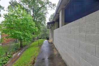 1675 Bouldercliff Ct SE in Atlanta, GA - Building Photo - Building Photo