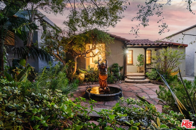 1311 Maple St in Santa Monica, CA - Building Photo - Building Photo