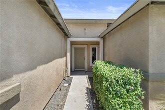 1037 Charles St in Banning, CA - Building Photo - Building Photo