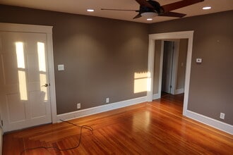 369 Carter Ave, Unit 369 in Pawtucket, RI - Foto de edificio - Building Photo