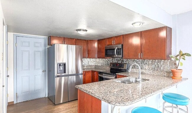 18699 E Colorado Dr in Aurora, CO - Building Photo - Building Photo