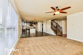 1702 Briarmanor Dr, Unit F32 in O'Fallon, MO - Foto de edificio - Building Photo