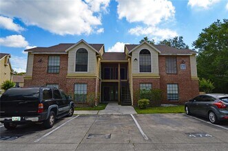 8709 Fancy Finch Dr in Tampa, FL - Building Photo - Building Photo