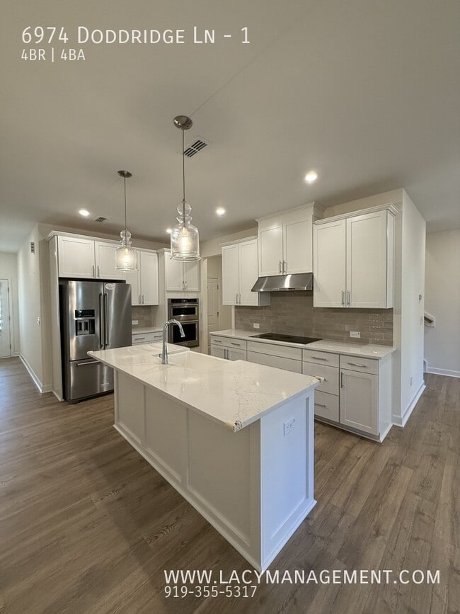 6974 Doddridge Ln in Cary, NC - Building Photo - Building Photo