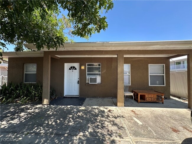 property at 1935 Ricardo Ave