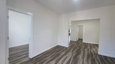 113 63rd St, Unit 2 in West New York, NJ - Foto de edificio - Building Photo