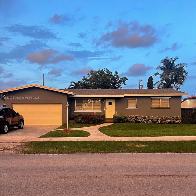 2811 SW 79th Ave