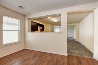 18742 Westgate Park Dr in Cypress, TX - Building Photo - Building Photo