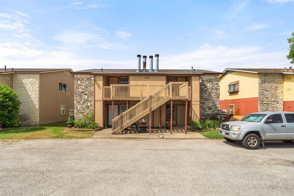 2303 Rachael Ct in Austin, TX - Building Photo