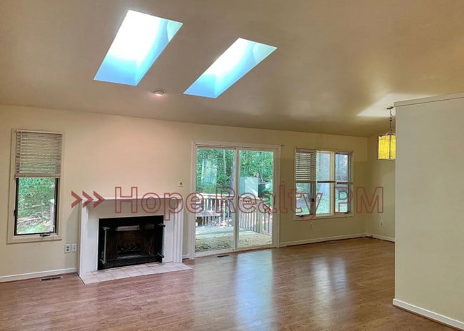 14316 Regatta Pointe Rd in Midlothian, VA - Building Photo - Building Photo