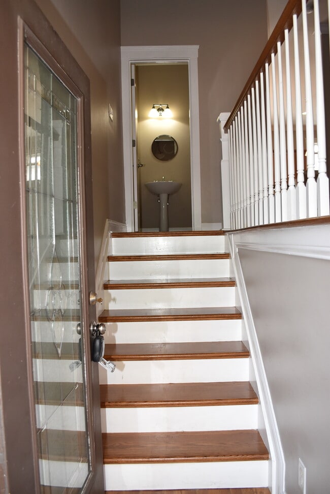 2107 Herrick Ave in Cincinnati, OH - Building Photo - Building Photo