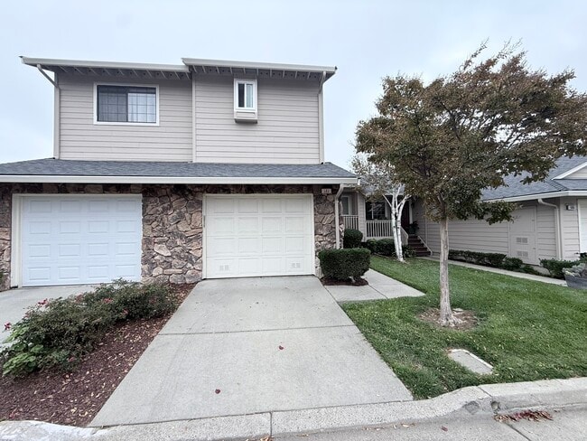 property at 533 Bustos Pl