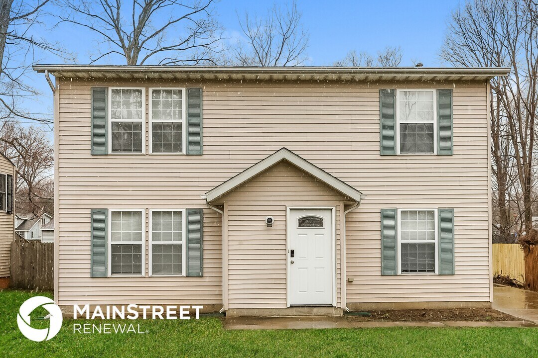 1750 Falkirk Rd in Madison, OH - Foto de edificio