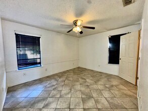 3110 N 41 St Ln in McAllen, TX - Building Photo - Building Photo