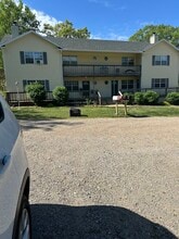 2 Green Meadow Ln in Eureka Springs, AR - Building Photo - Building Photo