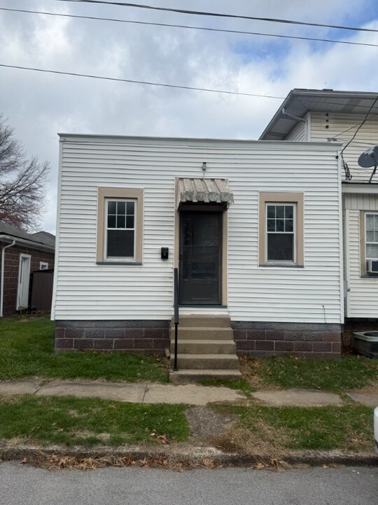 1220 Valley-View Ave in Wheeling, WV - Building Photo