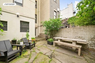 135 W 118th St in New York, NY - Building Photo - Building Photo