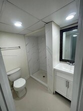 7925 Fairview Dr in Tamarac, FL - Building Photo - Building Photo