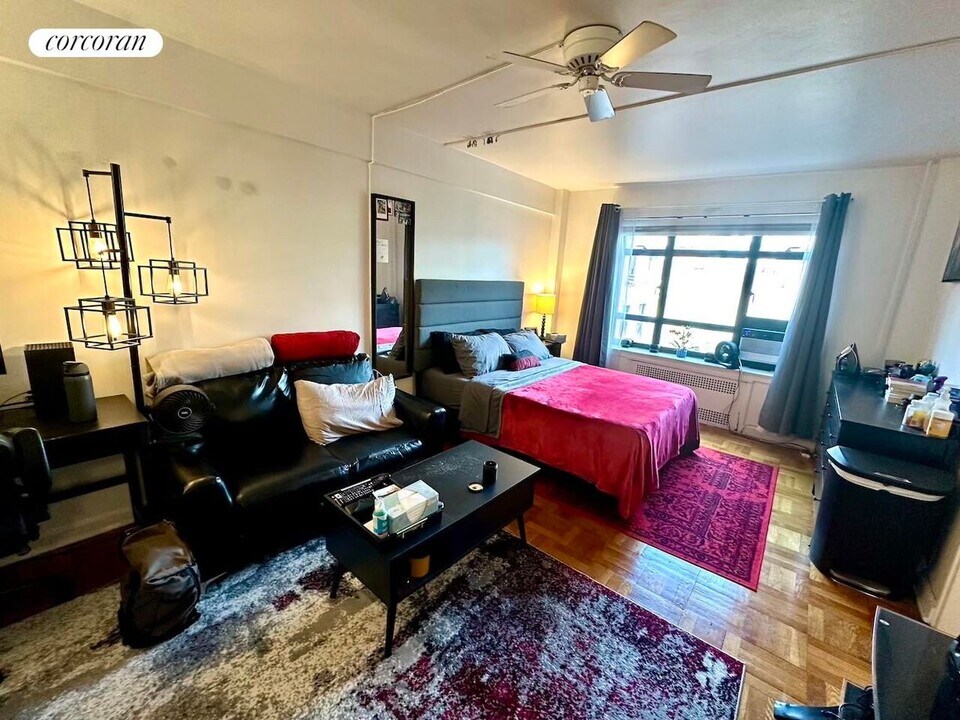 100 Remsen St in Brooklyn, NY - Building Photo