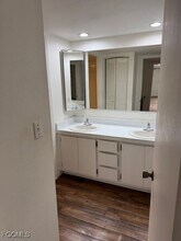 1589 Park Meadows Dr, Unit 2 in Ft. Myers, FL - Building Photo - Building Photo