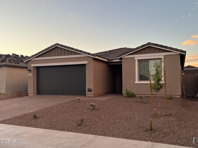 property at 7700 W Saddlehorn Rd