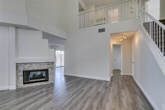 8006 S Counterpoint Ln in Las Vegas, NV - Building Photo - Building Photo