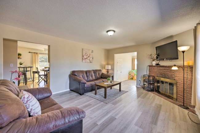property at 1005 N Baldwin St