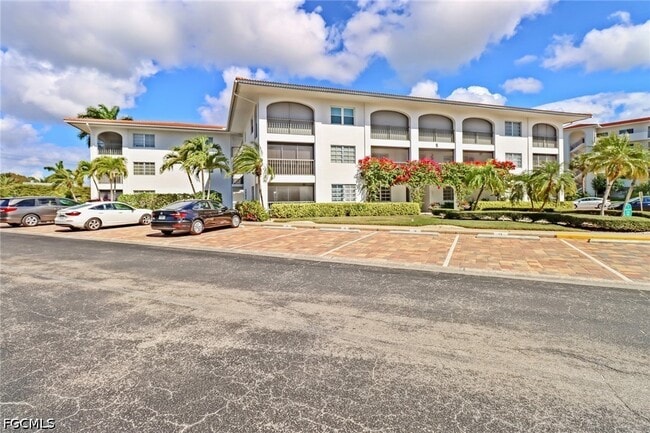 9 High Point Cir N