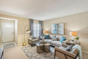 The Park at Sagebrush Circle in Ann Arbor, MI - Building Photo