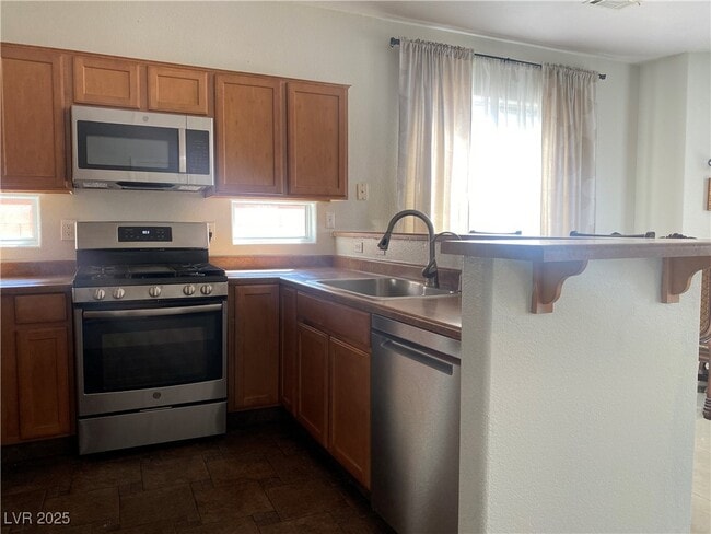 property at 5005 Auburn Skyline St